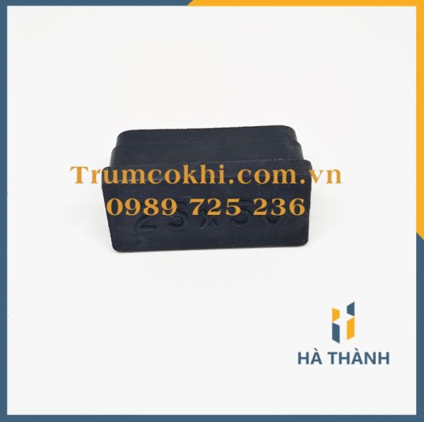 Bịt đầu sắt hộp 25x50 mm đóng trong