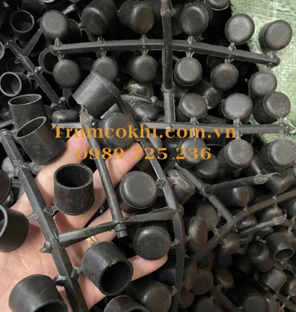 Chụp nhựa sắt hộp phi 25mm