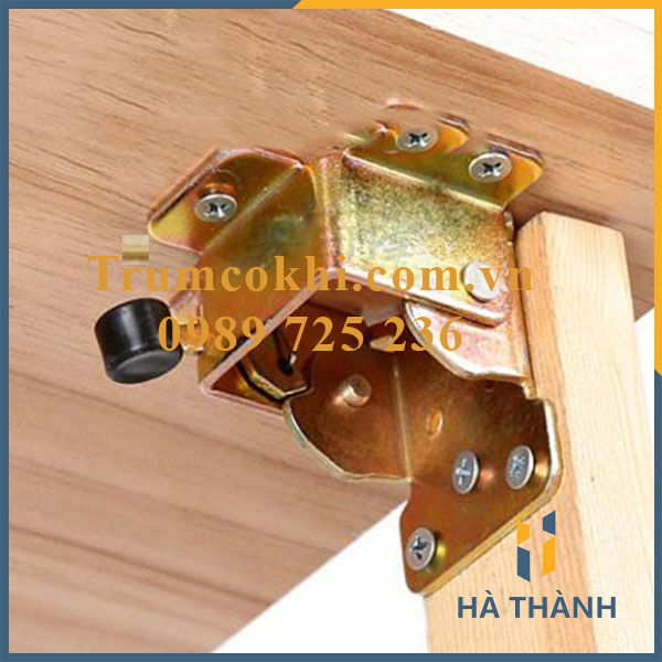 Bản lề gập 90 độ tự khóa, Pát gập vuông