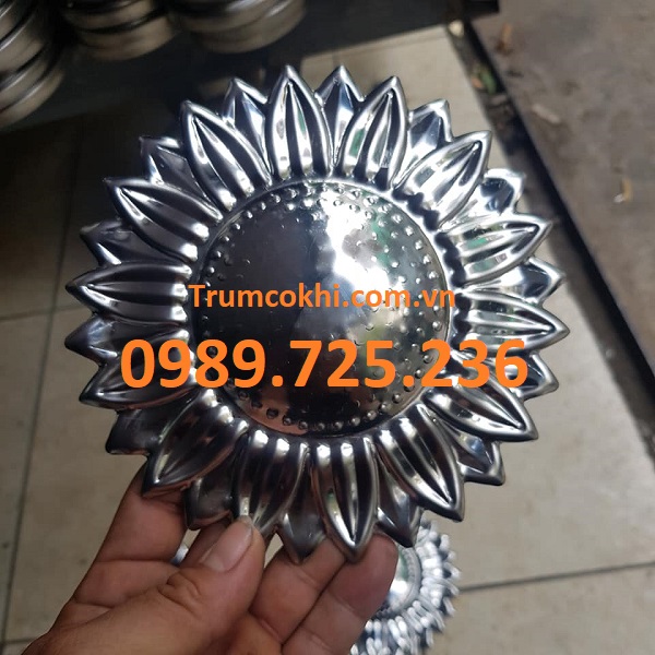 Hoa tôn dập phụ kiện sắt mỹ thuật