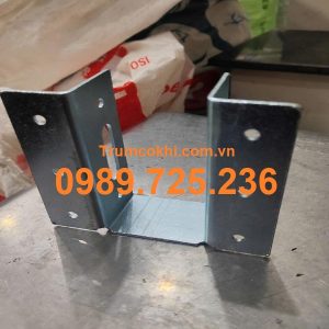 Bát sắt chữ u 50x100mm